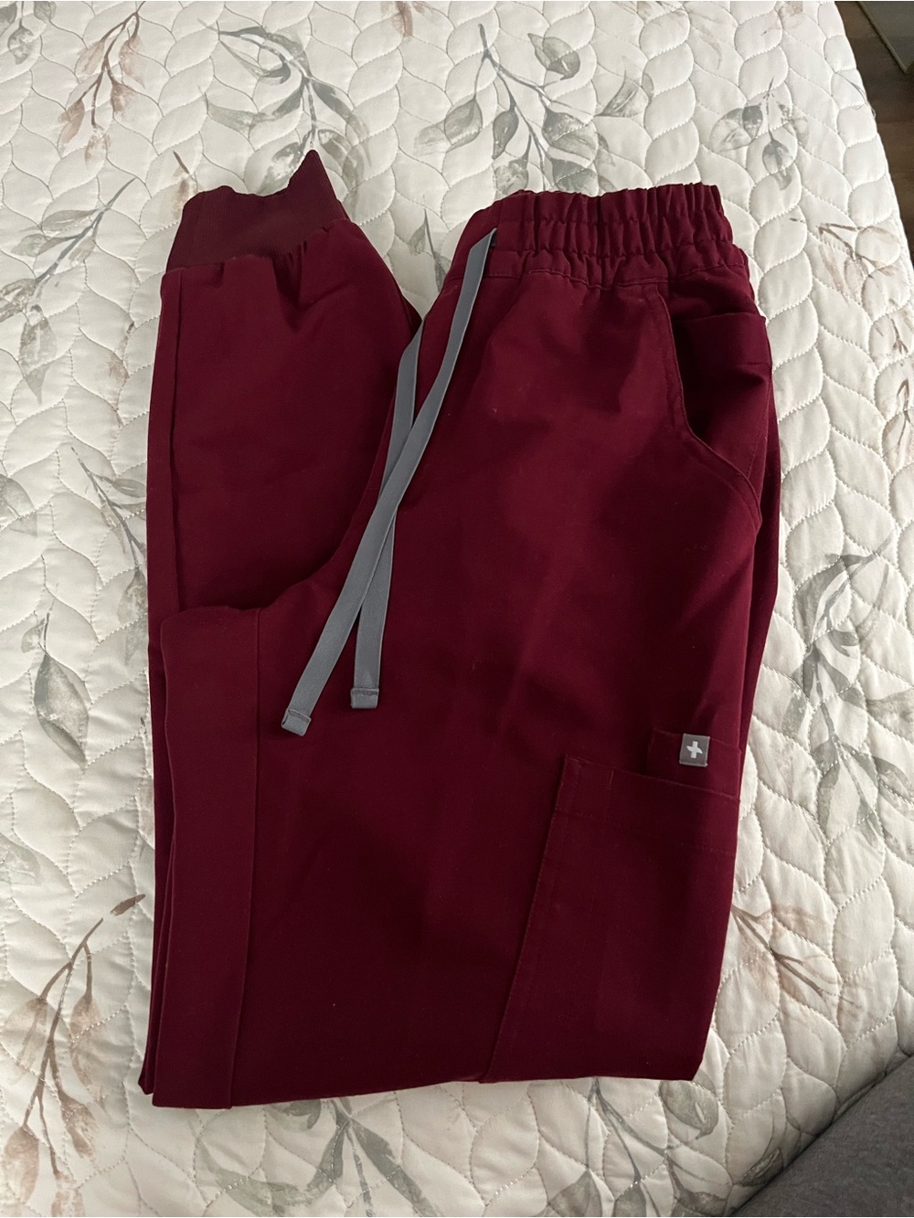 FIGS Jogger Scrub Pants and Top Set Burgundy